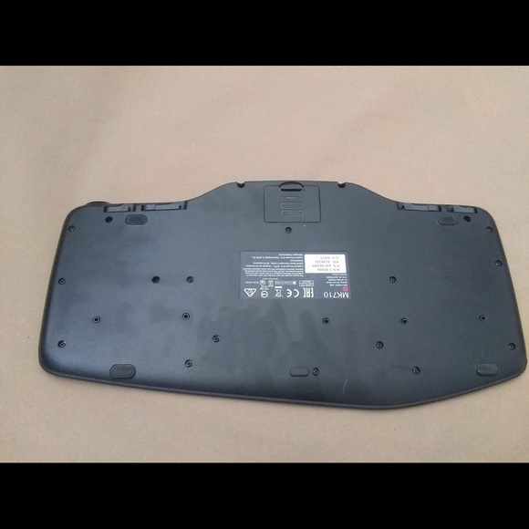 Logitech keyboard - Picture 4 of 6